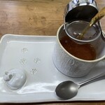 猫の庭 - ポットには、たっぷり！ ゆっくり紅茶を楽しみました