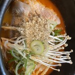 ハンヤン クッパヤ - 辛い豚クッパ