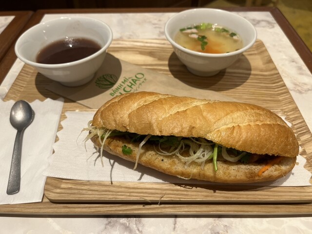 バインミーシンチャオ メトロ・エム 後楽園店