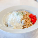 cafe mels - 料理写真:にんにくピラフ ホワイトソース☆