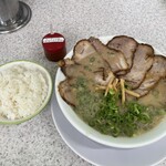 魁龍 - チャーシューメン　ずんだれ　ごはん　辛味噌