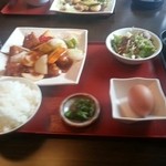 八仙閣 - 酢豚定食