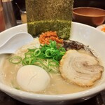 平九郎R - 平九郎ラーメン+味玉＆背脂ニンニク