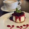 桜丘カフェ - 桜丘チーズケーキ、カフェラテ