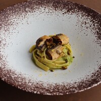 タリアテッレ 鮎のコンフィ ズッキーニとピスタチオ