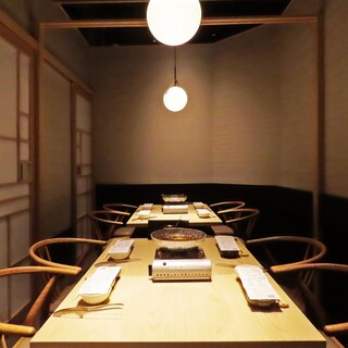 ◆最大14名様◆
テーブル椅子席
小宴会、中宴会で
ご利用ください。◆全席個室◆