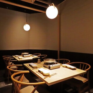 ◆5名様〜8名様◆
テーブル椅子席
小宴会、中宴会で
ご利用ください。◆全席個室