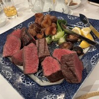 銀座ブルーリリー ステーキ＆チャイニーズレストラン - 