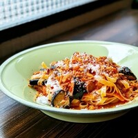 茄子とベーコンのアラビアータ