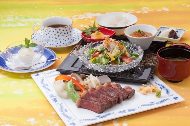 花鳥風月 神戸牛 和 鉄板焼のご予約 - 三宮（神戸市営）/鉄板焼き | 食べログ