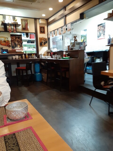 Thai Tuk Tuk photo 5