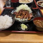 来来憲 - さくら大とんてき定食　¥2000
