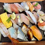 グルメ寿司 貫べえ - 料理写真: