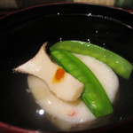 まな板の上の旬　ぽぽぽん - ずわい蟹真薯 ～清汁仕立て～