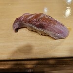 赤酢を使った本格江戸前寿司 赤ずし - ぶり