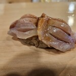 赤酢を使った本格江戸前寿司 赤ずし - 赤貝