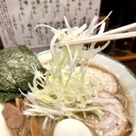 麵や きさ乃 - 特製らーめん、TP白髪ネギ・めんま