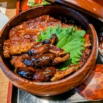 炭焼うな富士 - 肝入り上ひつまぶし