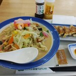 リンガーハット - 料理写真: