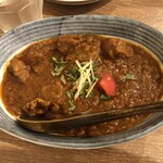 カッチャル バッチャル - ポークビンダルーカレー