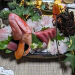 俺の家 - 夜に出てきたお刺身のお造りです