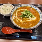 丸亀製麺 - 料理写真:甘口トマたまカレーうどん