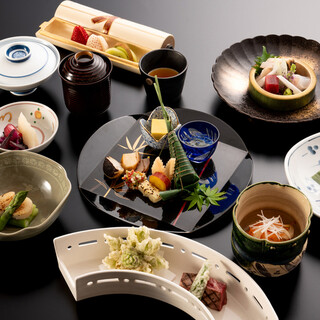 四季を感じる本格懐石料理