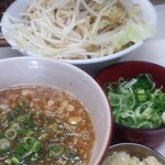 ラーメン荘 歴史を刻め 下新庄本店 - 