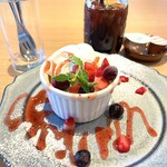 Healthy Kitchen SMiLeY - ランチドリンク¥100+デザートカタラーナ¥350