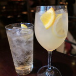 メソン デル プエルト - （2025/5月）右がサングリア白