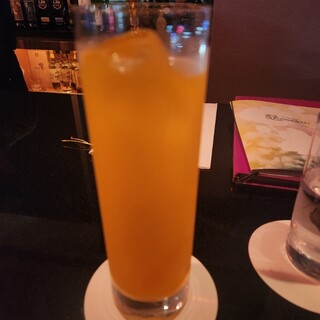 スカイバー&ラウンジ 洊_0