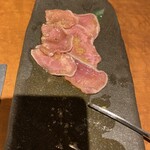 どすこい商店 ホルモン焼肉 豚星 - 