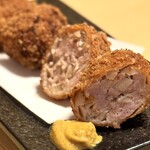 酒場 キクドコロ - ・メンチカツ 580円