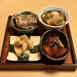 酒場 キクドコロ - ・小鉢盛り合わせ 4品 (1人前) 1,600円