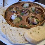 キッチンボンノ - タコのガーリックオーブン焼き