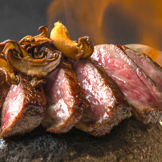 SNS映えもする逸品肉料理を是非お楽しみくださいませ