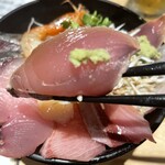 どんぶり次郎 生田新道店 - 