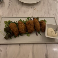 R1 TOKYO Bar&Restaurant - 