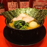 とらきち家 - とらきちラーメン(並)