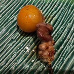 焼鳥 町子 - ちょうちん ※一口で頬張る快感。黄身のコクが堪らん！