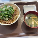 すき家 - 料理写真:かつおぶしオクラ丼(オクラ丼)