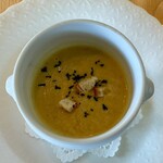 オフロード - ランチ　温かい根菜のポタージュ