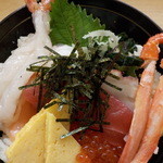 Muten Kurazushi - 海鮮丼具のアップ