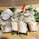 北堀江 ほおずき - 蒸しか茹でた鶏肉はホロホロでした