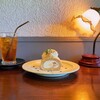 カフェヒュッテ
