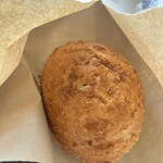 ハンナブレッド - お肉ゴロゴロカレーパン