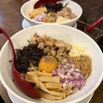 豚ラーメン 一歩前へ - 