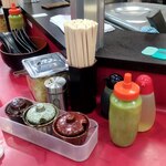 ラーメン 杉田家 - 卓上味変調味料１
