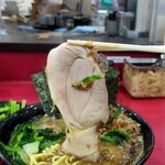 ラーメン 杉田家 - チャーシュー