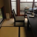 吾妻 - テーブルなので足が　痛くないな・・・？